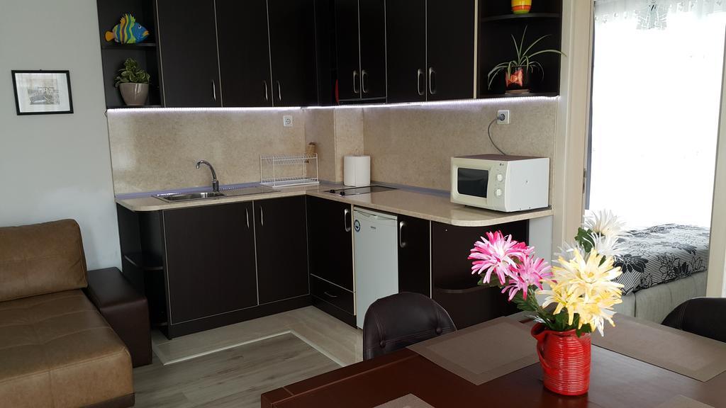 Kraybrezhna Apartment Gmina Gmina Pomorie Zewnętrze zdjęcie